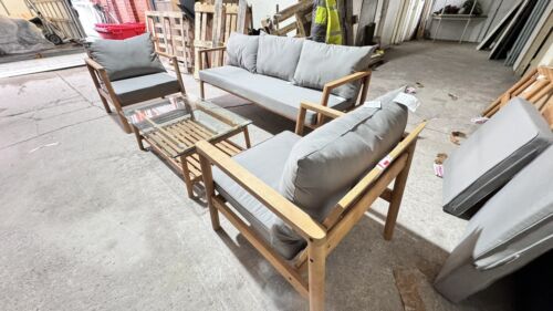 f6a0bde2e99ed6a4e717f6421cb9f400